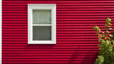 vinyl siding lifespan How Long Does Vinyl Siding Last on Houses? Lifespan & Expert Guide How Vinyl Siding Compares to Other Siding Materials in Longevity